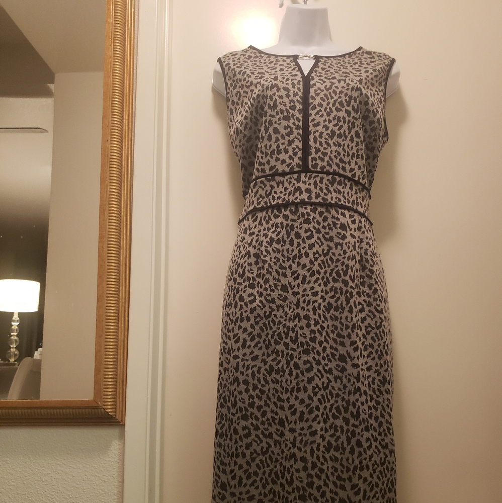 Dress gray and black Animal print